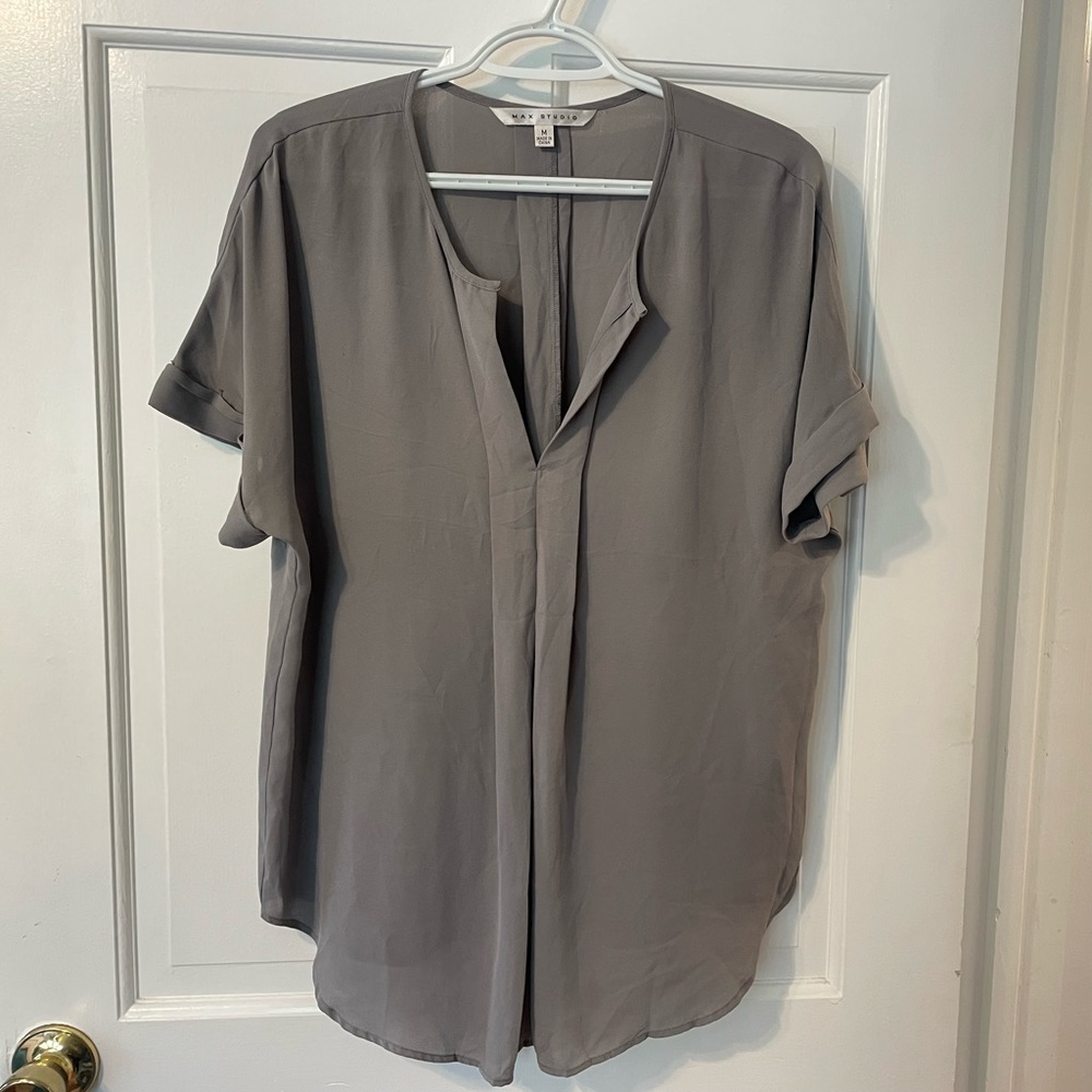 Max Studio medium gray blouse